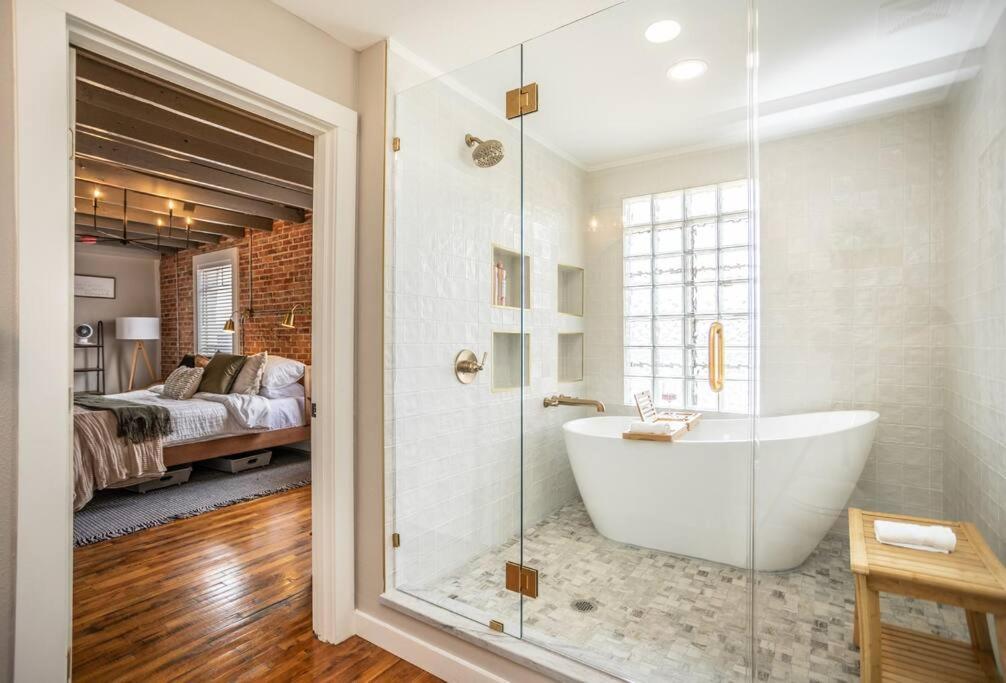 The Loft At 113 - Gateway To The North Texas Hill Country Apartment Muenster Екстериор снимка